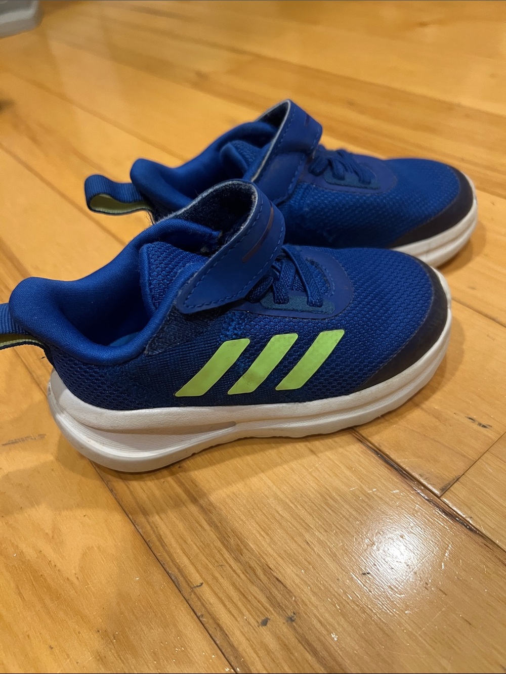 Adidas Kids Blue Athletic Sneakers with Lime Accents - size 6c